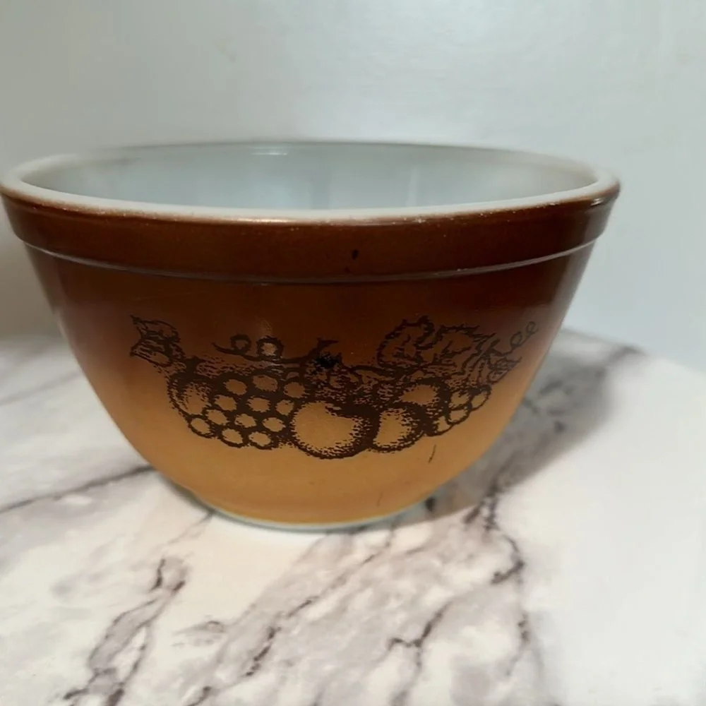 Vintage Pyrex Bowl Old Orchard 1.5 quart Brown with Fruit Design‎ 6